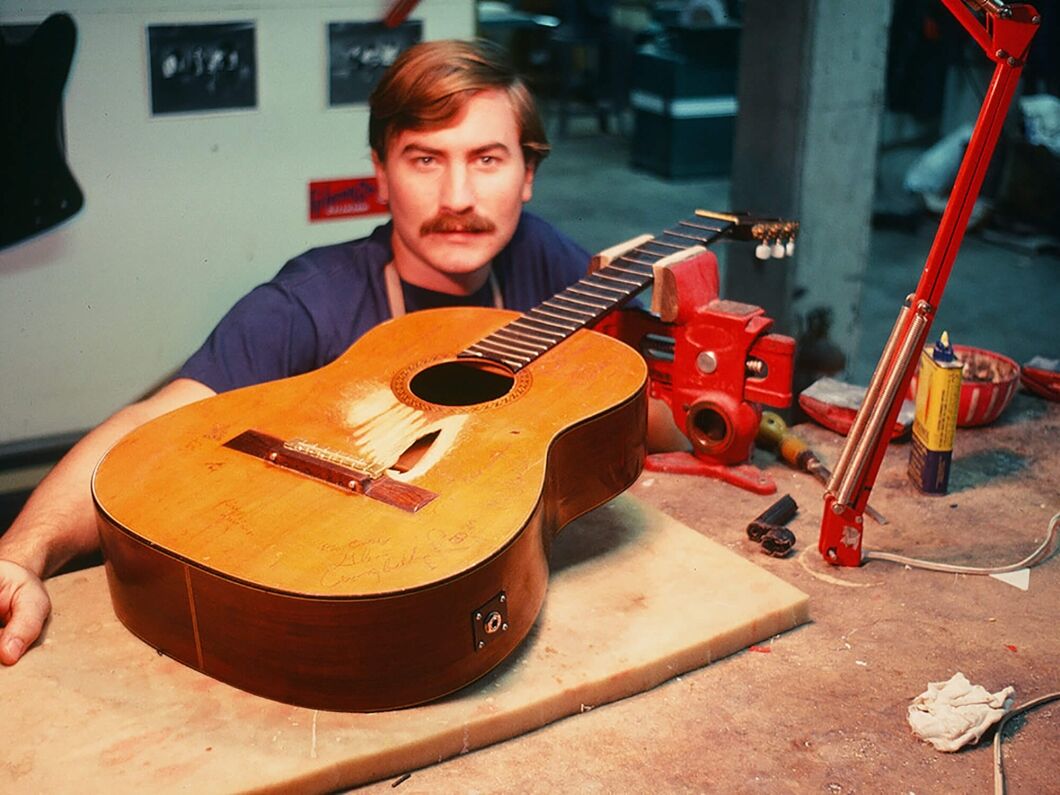 How Much is a Used Acoustic Guitar Worth