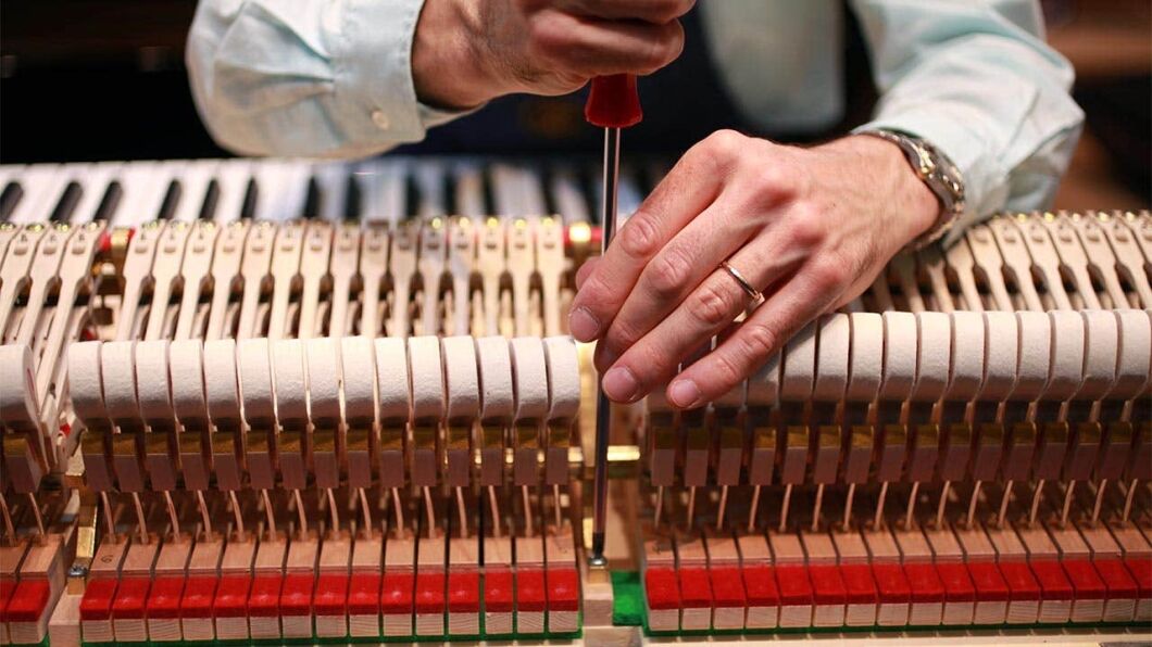 How Much Do Piano Tuners Make