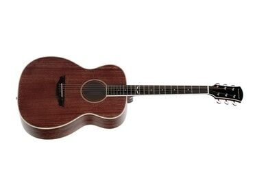 What Acoustic Guitar Does Beabadoobee Use