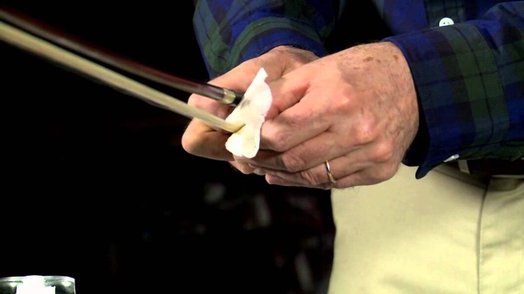 How to Clean Violin Bow Hair