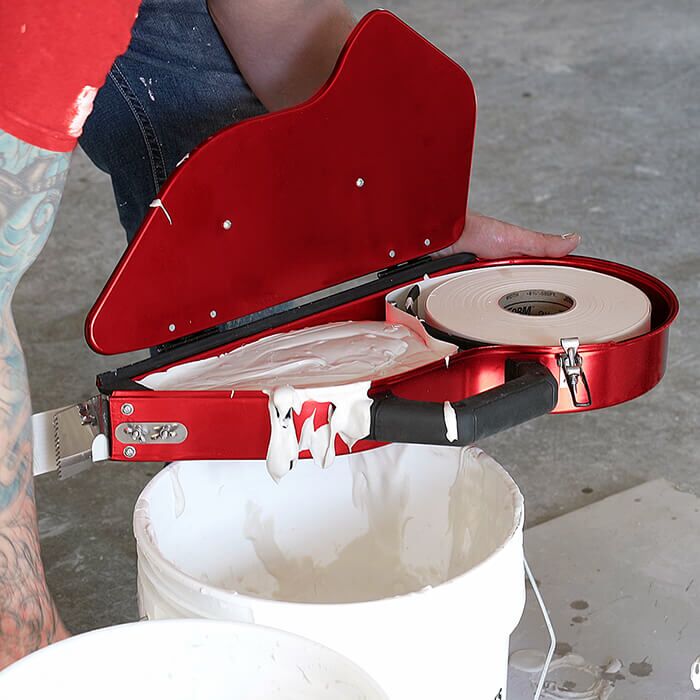 How to Use a Drywall Banjo