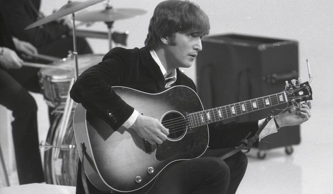What Acoustic Guitar Did John Lennon Play