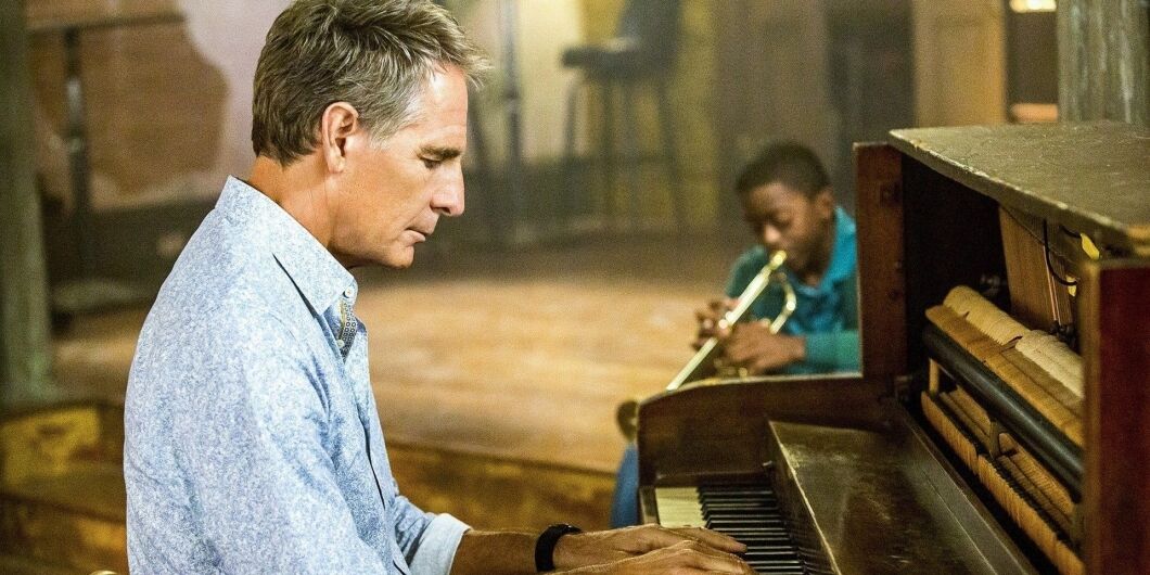 Does Scott Bakula Play Piano