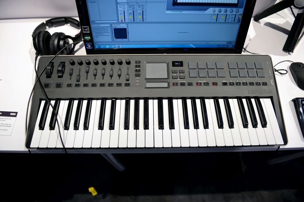 Can a Midi Keyboard Be Used As a Piano