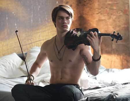 Does Nicholas Galitzine Play the Violin