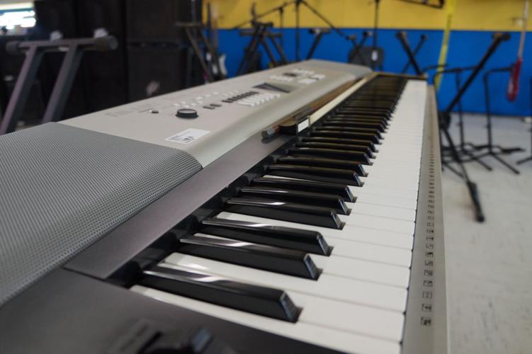 Do Pawn Shops Take Yamaha Piano