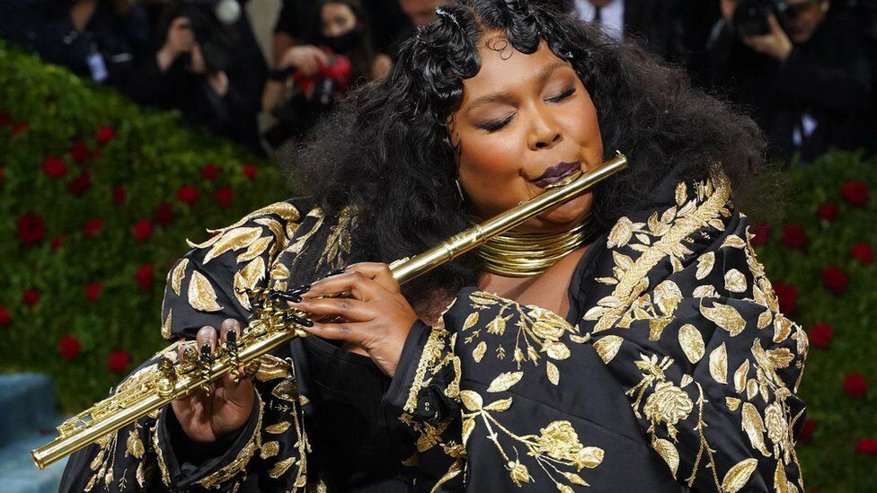 Does Lizzo Play the Flute