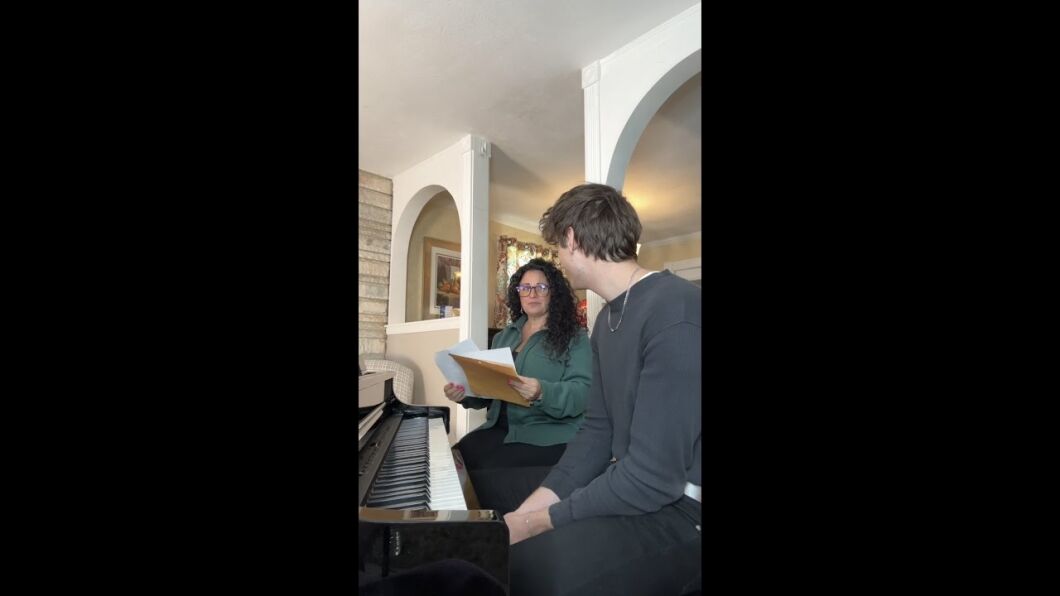 Who is Jvke Piano Teacher