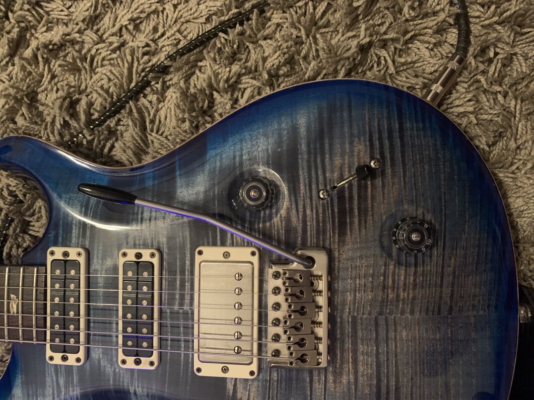 What is the Best Brand of Electric Guitar  