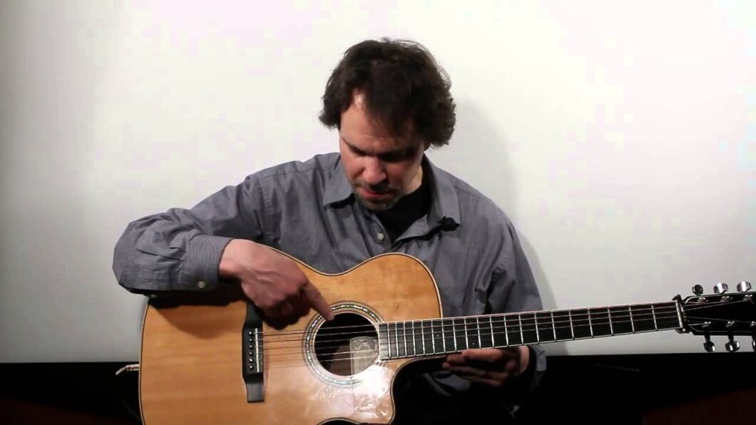 How Does an Acoustic Guitar Work